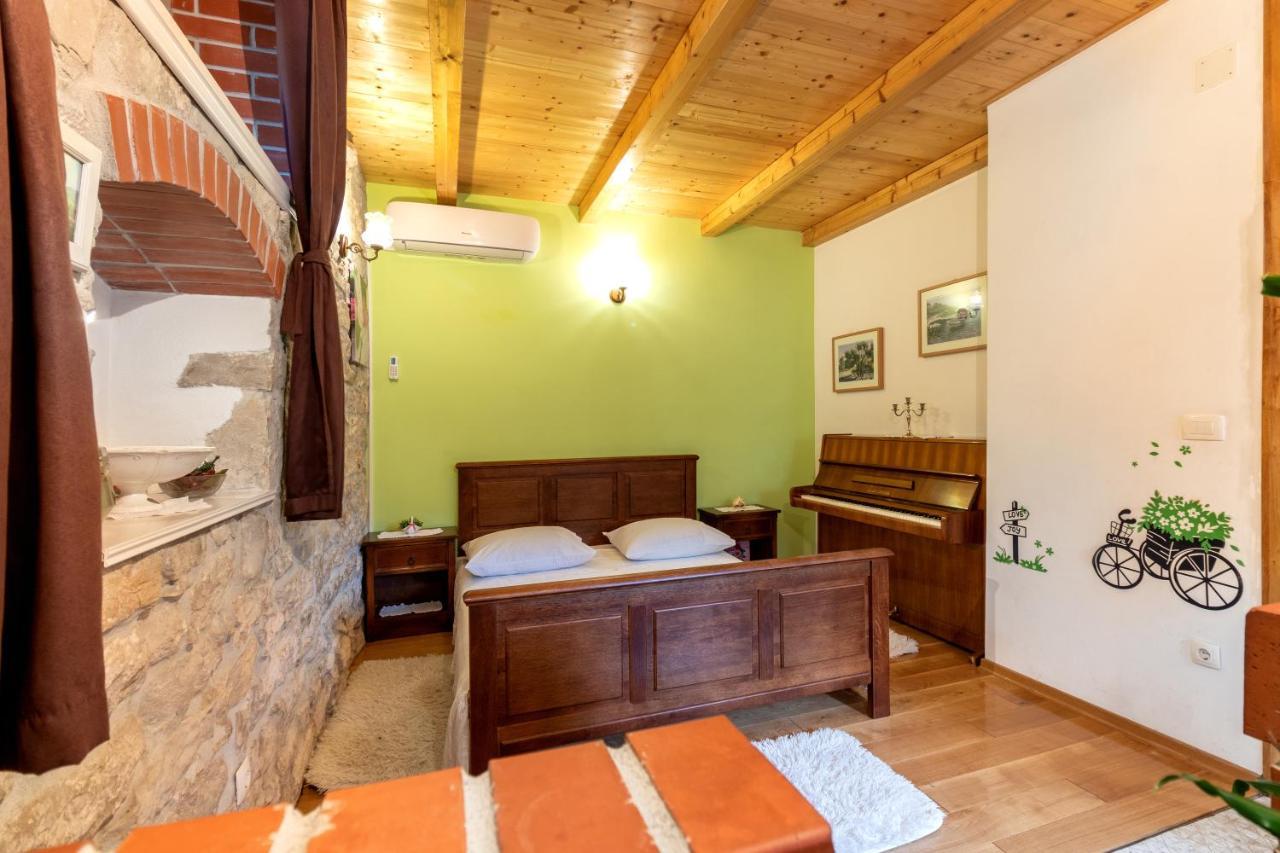 Apartment Tara Kaštela Exteriér fotografie